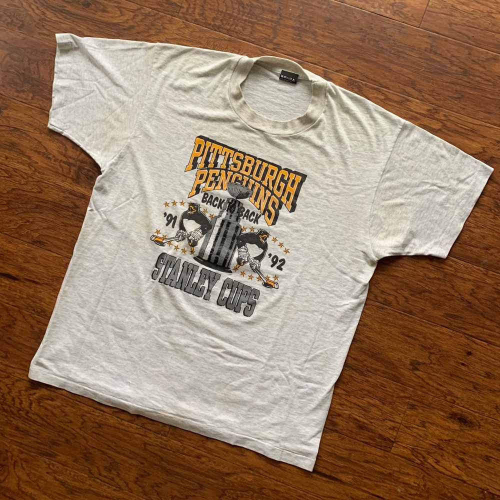 Vintage 90s Pittsburgh Penguins Stanley Cup T